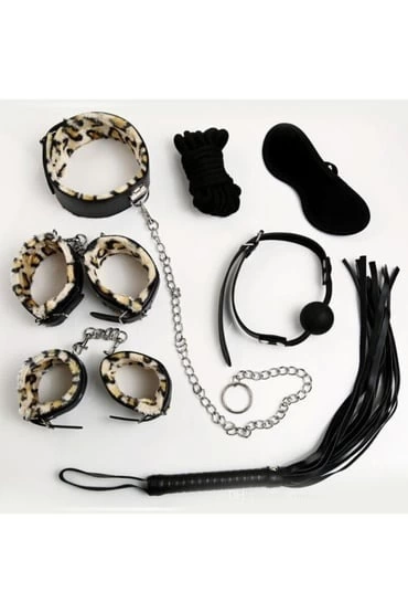 Nıghtlıght 8014 Fantezi 7'Li Kırbaç Ve Kelepçe Set