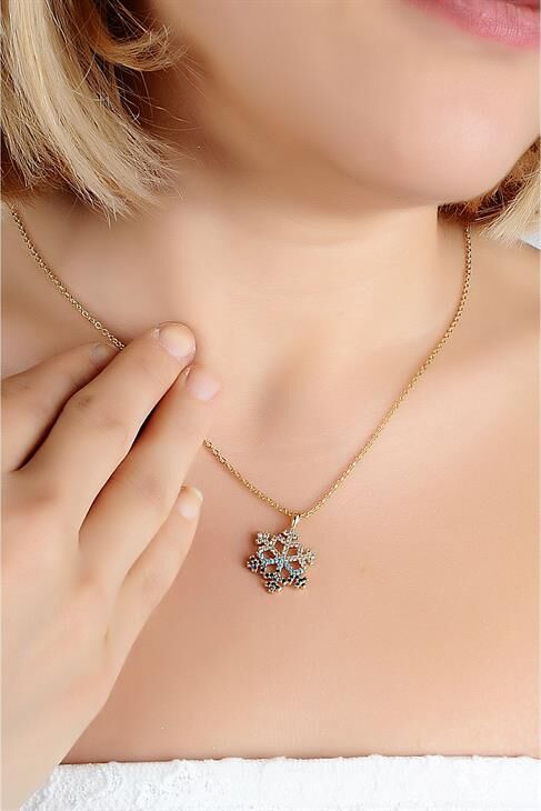 Kutulu Kar Tanesi Tasarımlı Mavi Zirkon Taşlı Kolye