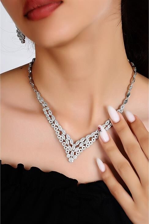 Özel Zirkonium Taşlı Gümüş Kaplamalı Kolye Küpe Abiye Takım Seti