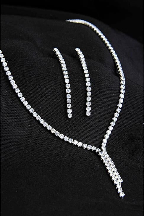 Özel Zirkonium Taşlı Gümüş Kaplamalı Kolye Küpe Abiye Takım Seti