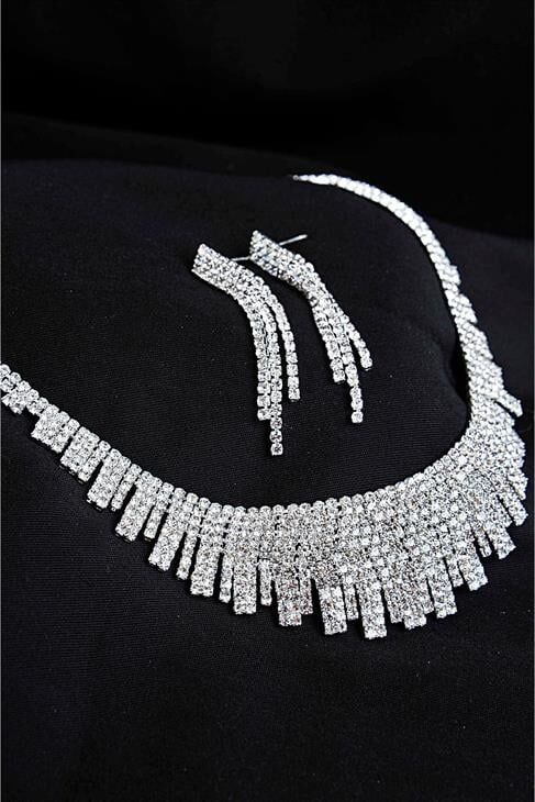 Özel Stras Taşlı Gümüş Kaplamalı Kolye Küpe Abiye Takım Seti