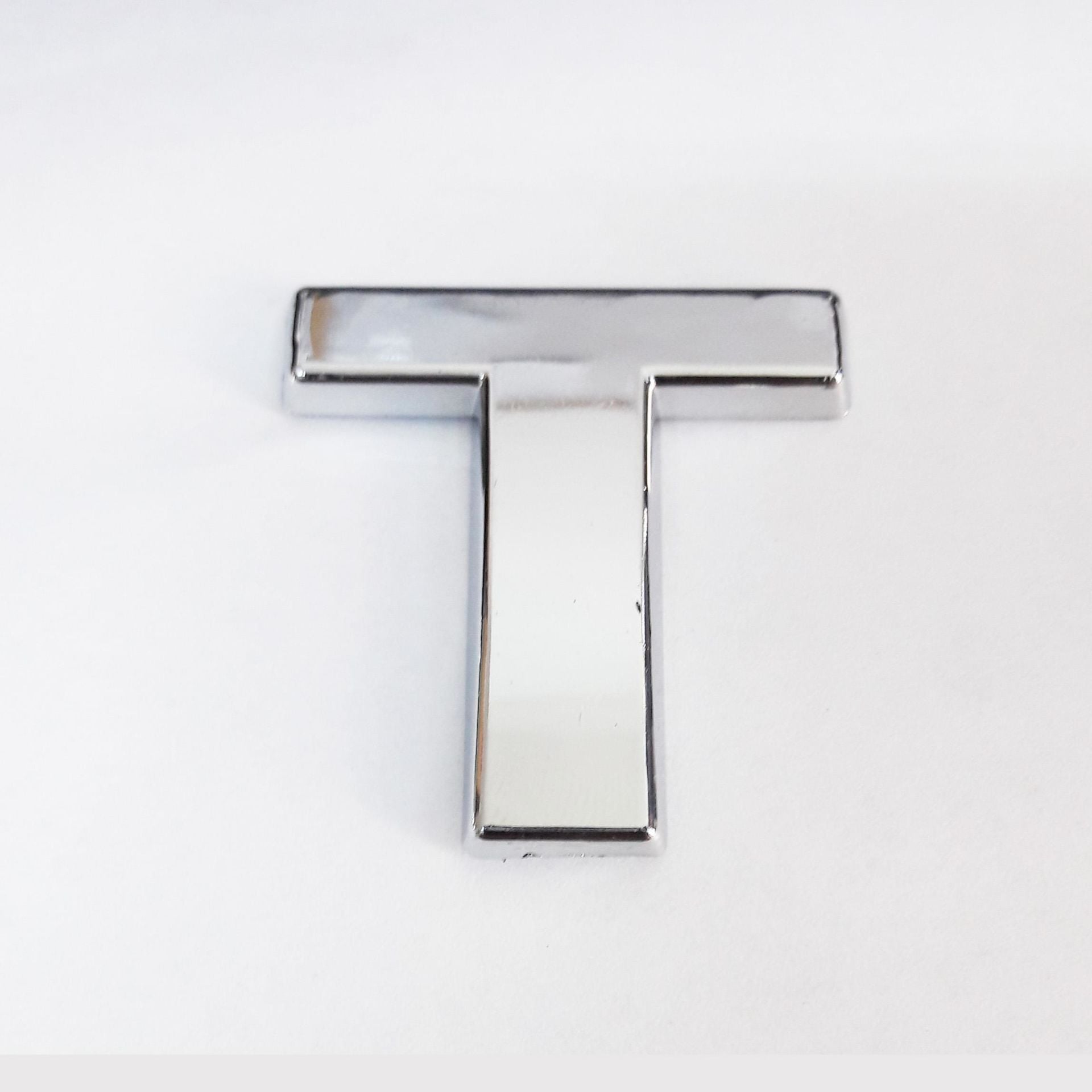 Cemax T Harfi  3,75 Cm Krom Yapışkanlı