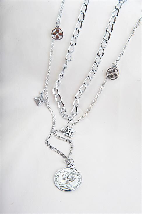 Kraliçe Elizabeth Tasarımlı Van Cleef Figürlü Yüksek Kaliteli Zincirli Kolye