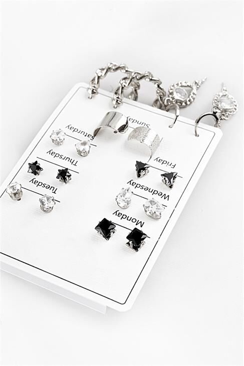 Damla Tasarımlı Halka Ve Tektaş Küpeli 18li Küpe Seti