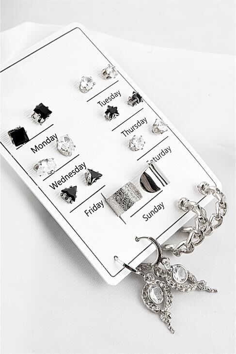 Damla Tasarımlı Halka Ve Tektaş Küpeli 18li Küpe Seti