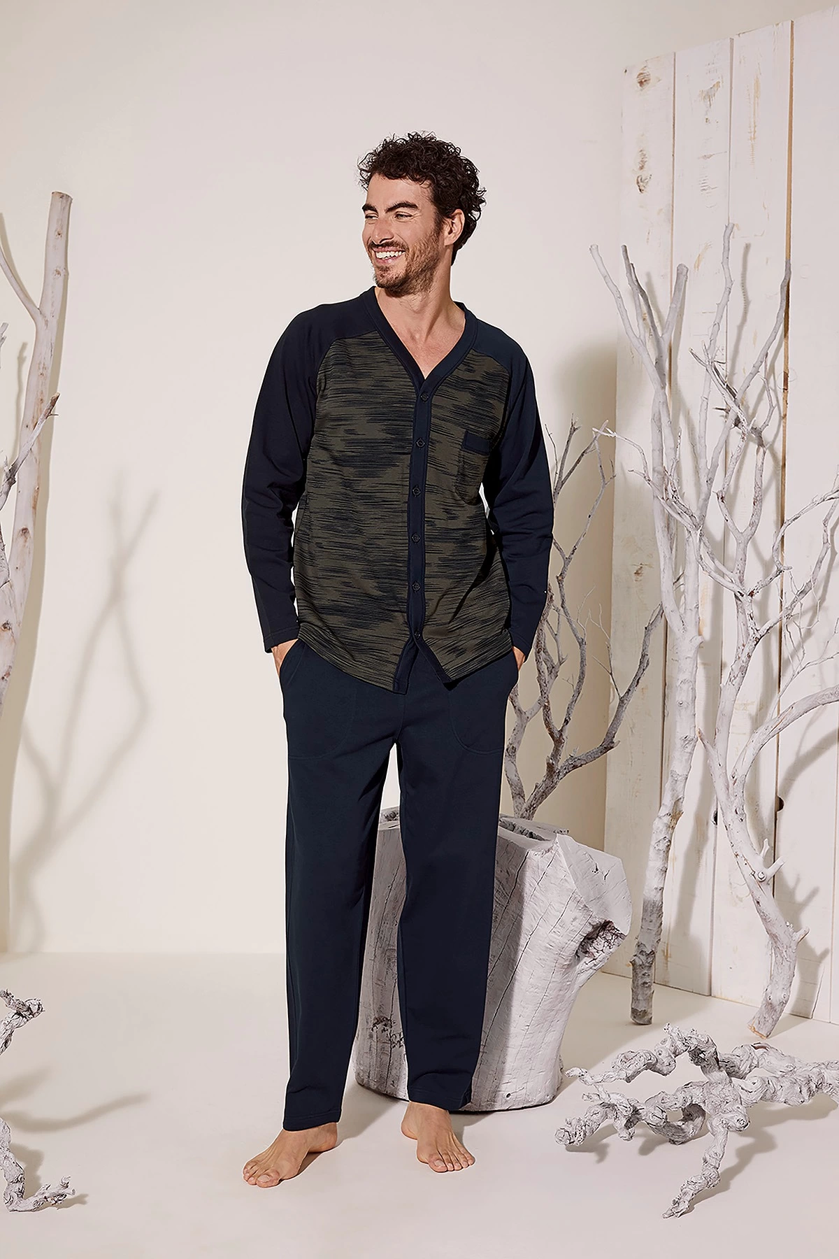 Kocabey 8025 Erkek  V Yaka Boydan Düğmeli Pijama Takımı