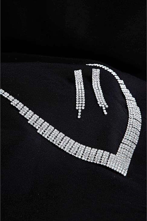 Özel Stras Taşlı Gümüş Kaplamalı Kolye Küpe Abiye Takım Seti