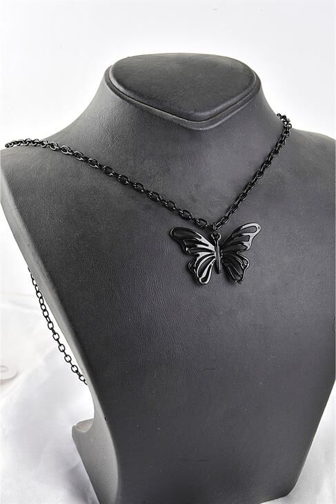 Kutulu Kelebek Tasarımlı Siyah Renkli Zincirli Kolye