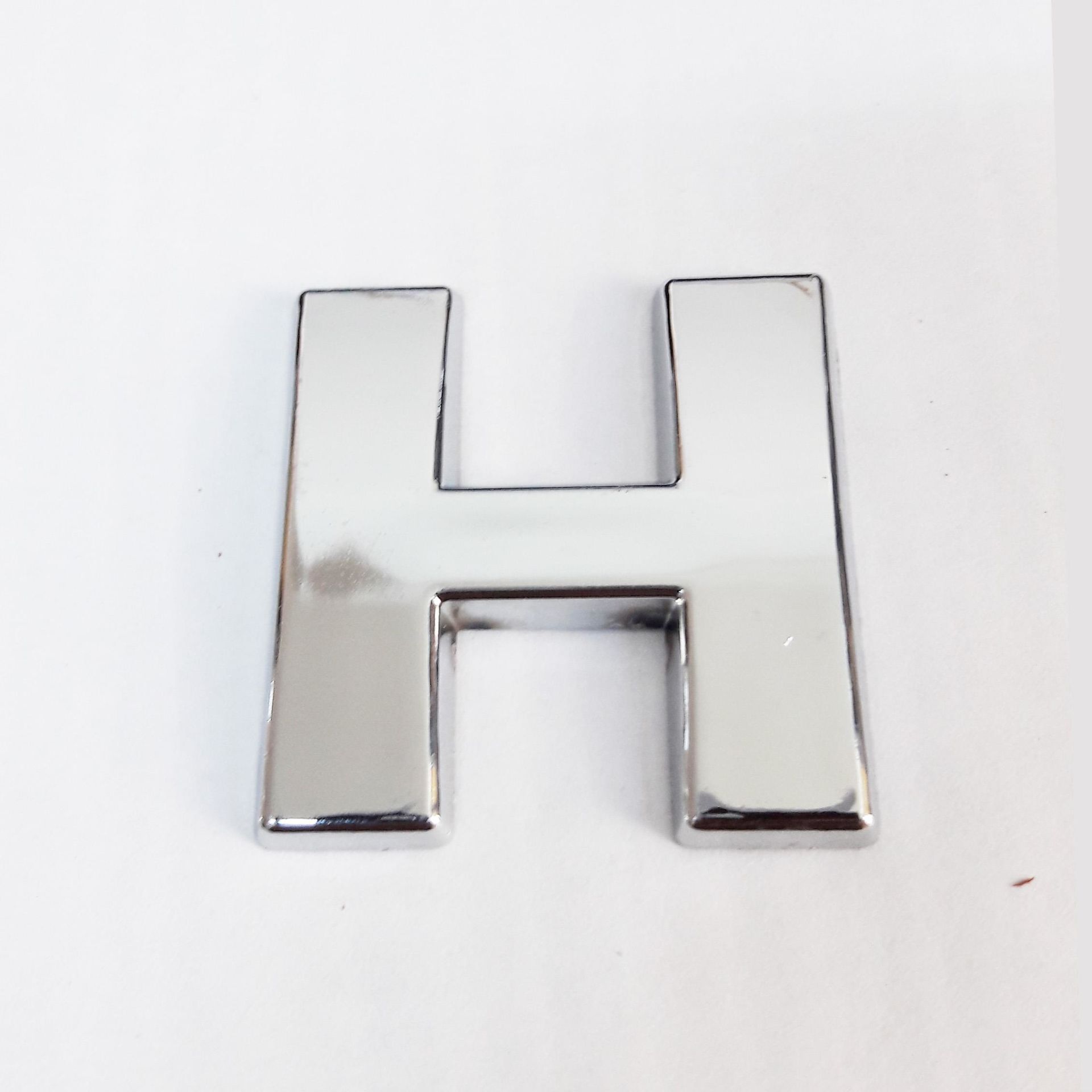 Cemax H Harfi  3,75 Cm Krom Yapışkanlı