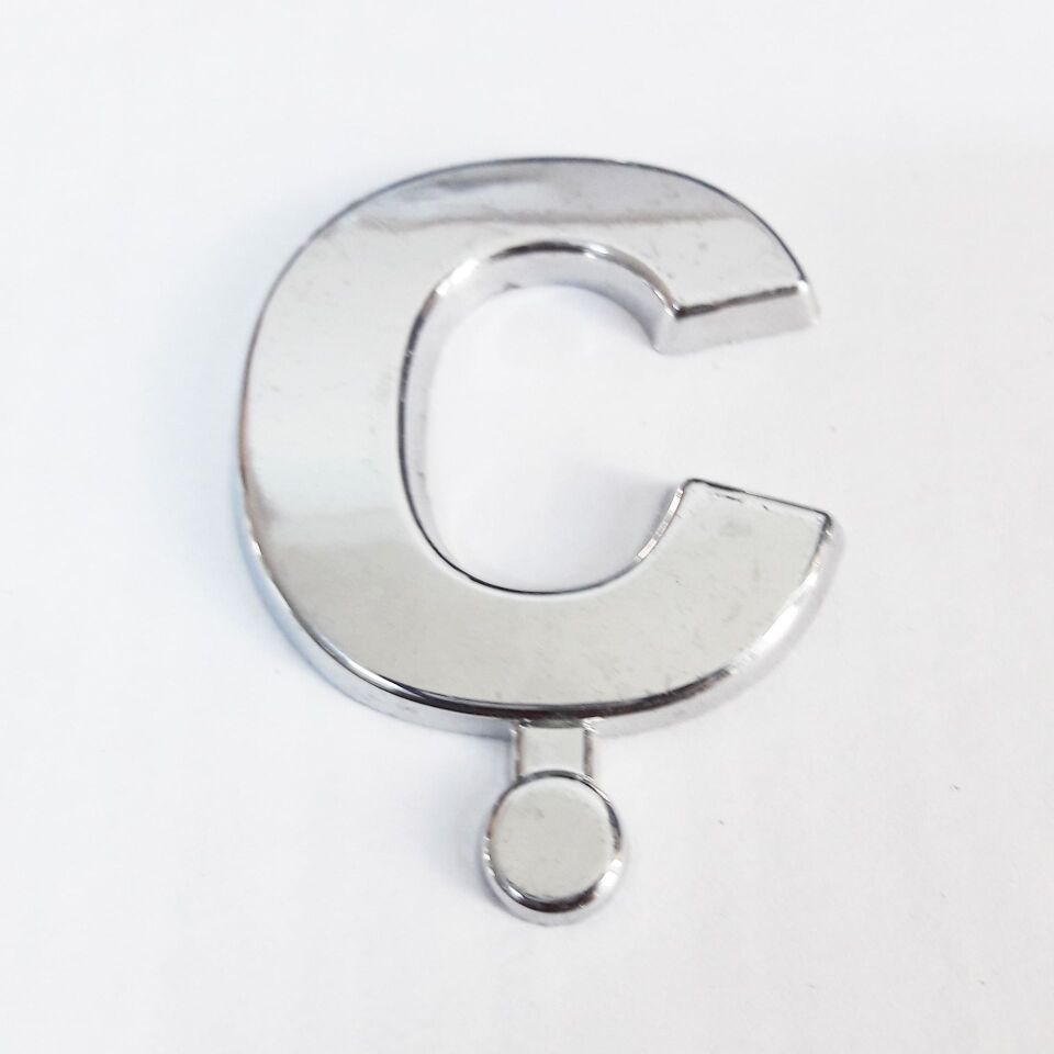 Cemax Ç Harfi  3,75 Cm Krom Yapışkanlı
