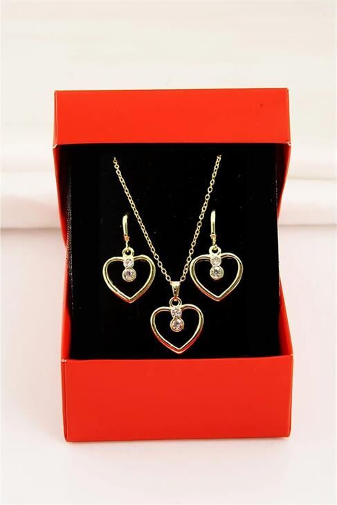 Kalp Tasarımlı Gold Renkli Kolye Küpe Takımı