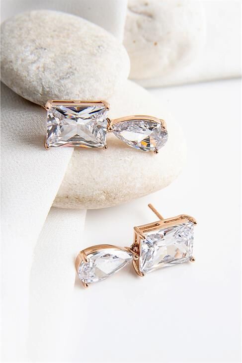 Xuping Alerji Ve Kararma Yapmama Garantili Zirkonium Taşlı Küpe