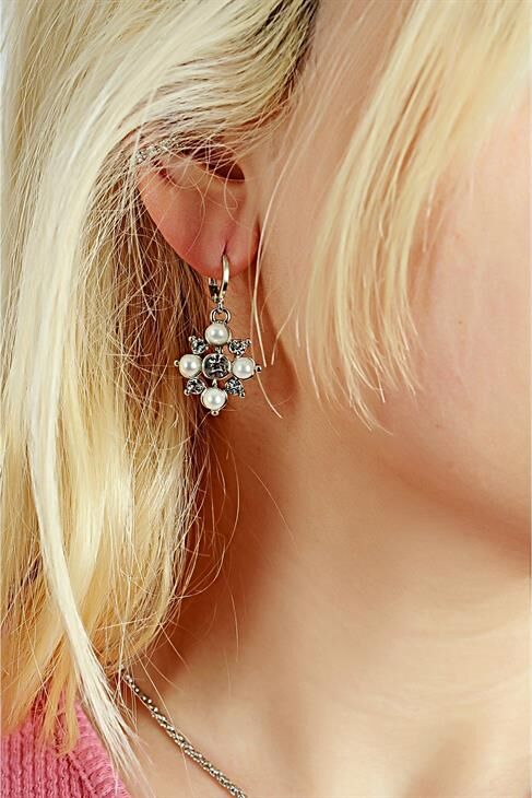 Özel Tasarımlı İnci ve Zirkon Taşlı Kolye Küpe Takımı