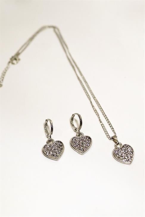 Kalp Tasarımlı Zirkon Taşlı Gümüş Renkli Kolye Küpe Takım Set