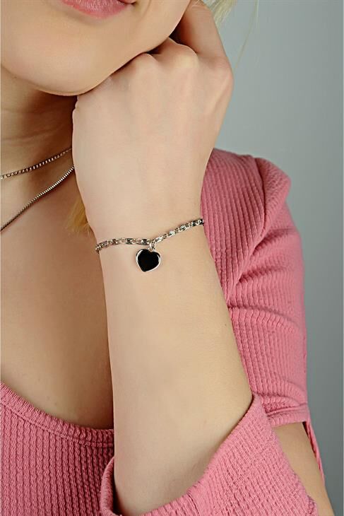 Siyah Kalp Tasarımlı 2li Zincirli Kolye Küpe ve Bileklik Takımı
