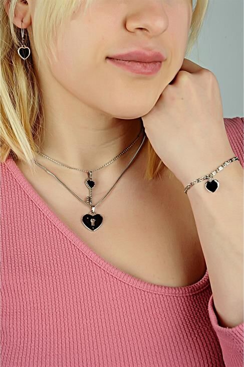 Siyah Kalp Tasarımlı 2li Zincirli Kolye Küpe ve Bileklik Takımı