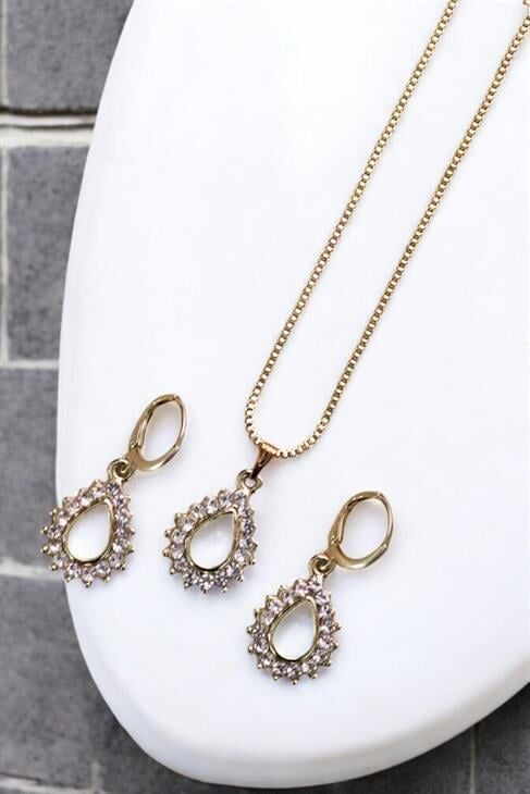 Damla Tasarımlı Zirkon Taşlı Kolye Küpe Takı Seti