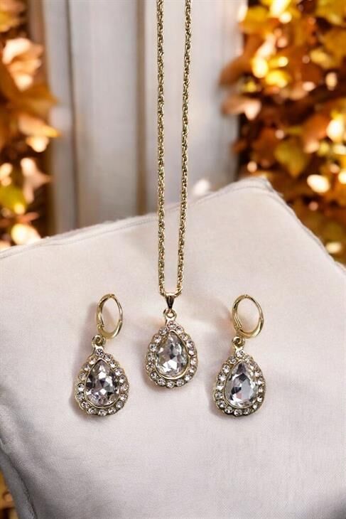 Damla Tasarımlı Zirkon Taşlı Kolye Küpe Takı Seti