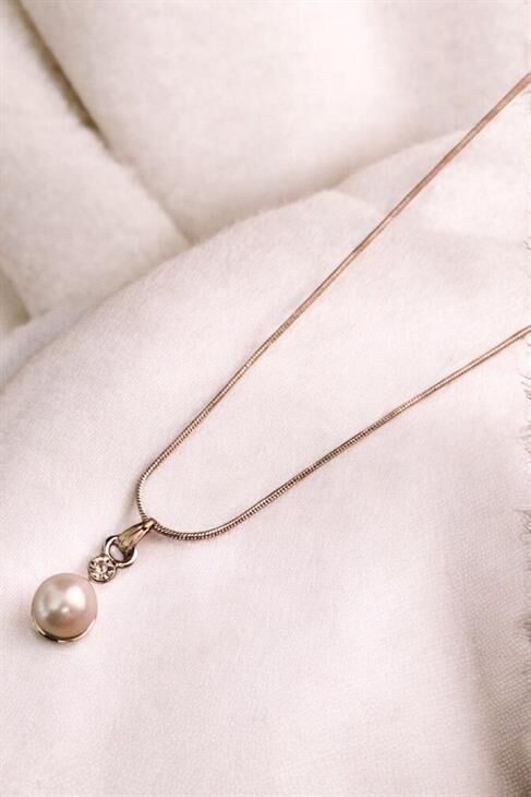 Gümüş Renkli İnci Tasarımlı Kolye Küpe Takı Seti