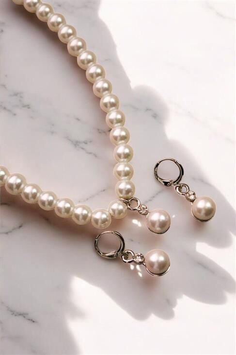 Beyaz İnci Tasarımlı Kolye Küpe Takı Seti