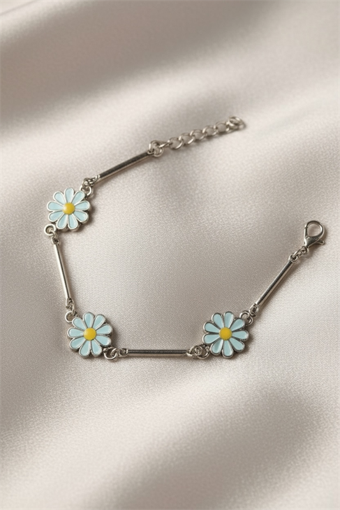 ÖZEL TASARIMLI PAPATYA DETAYLI GÜMÜŞ KAPLAMALI BİLEKLİK