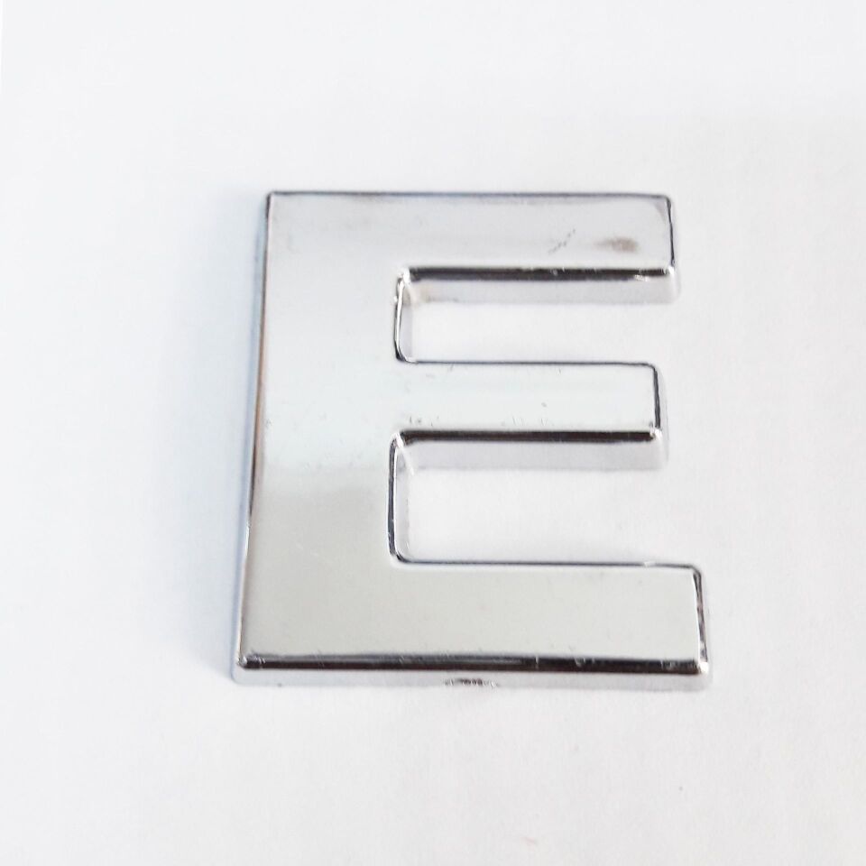 Cemax E Harfi  3,75 Cm Krom Yapışkanlı